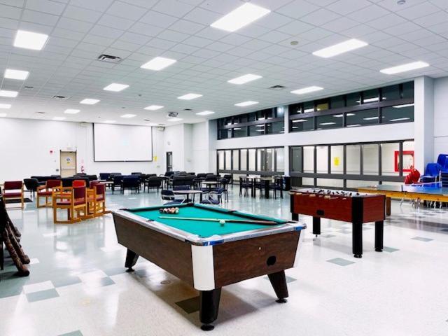 Residence & Conference Centre - سارنيا المظهر الخارجي الصورة